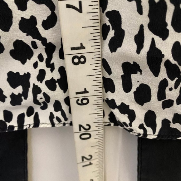 Parker Black White Sleeveless 100% Silk Hi-Top Size Medium Open Back Womens - Picture 11 of 13